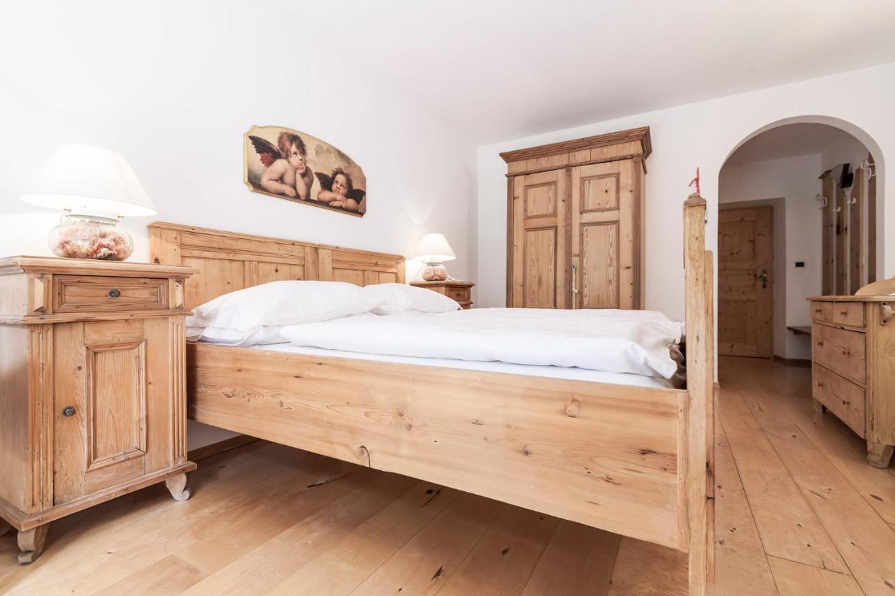 Hotel Bad Schoergau Sarentino Bagian luar foto