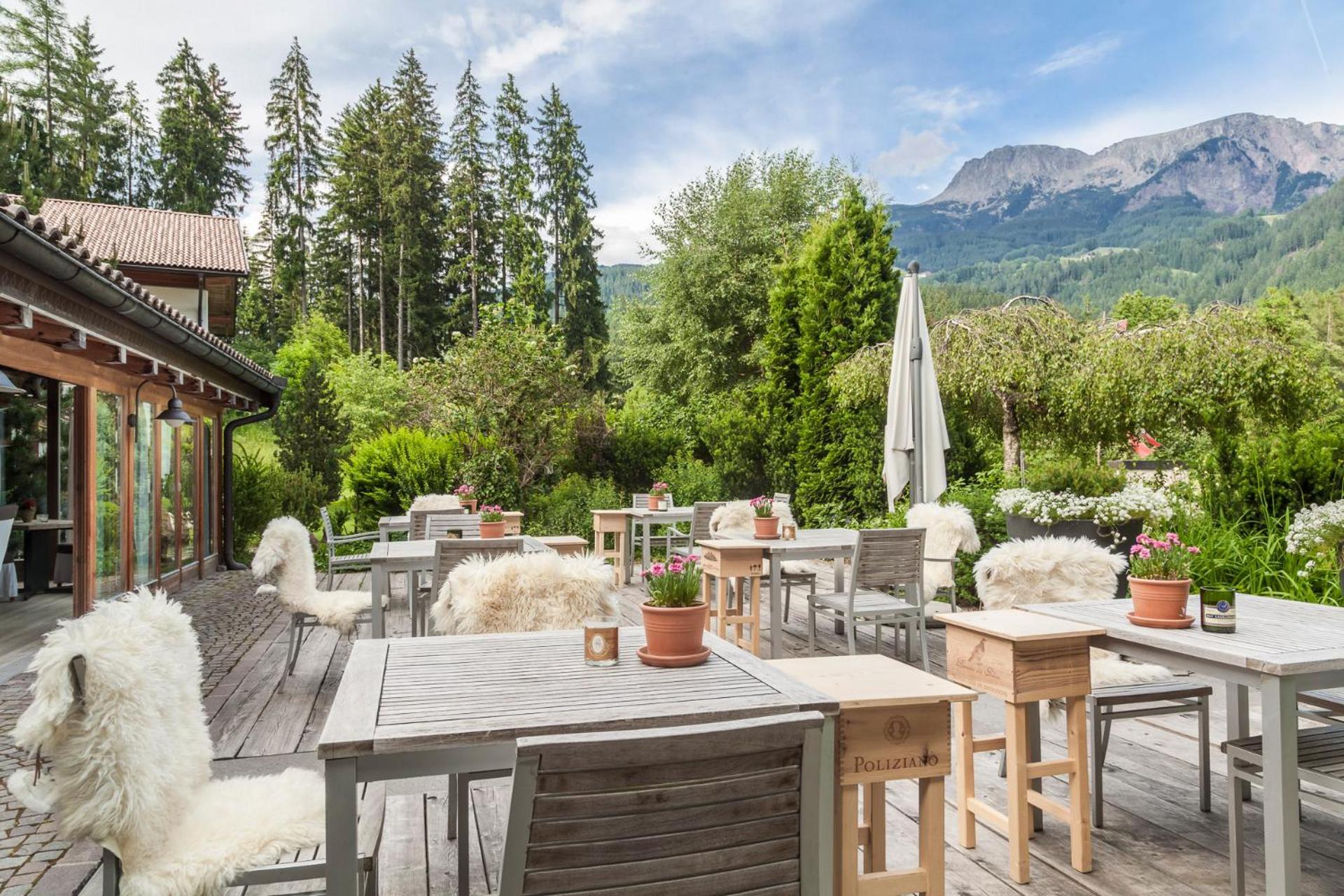Hotel Bad Schoergau Sarentino Bagian luar foto