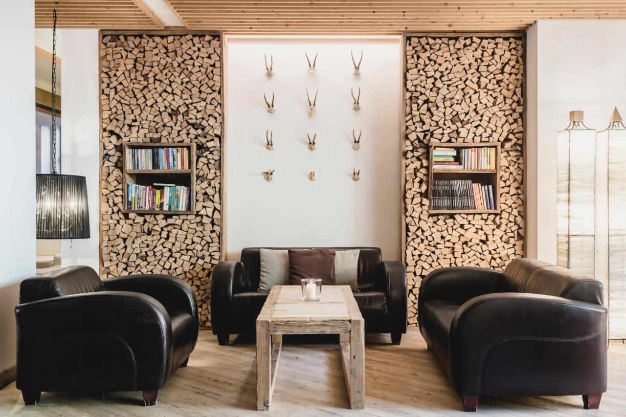 Hotel Bad Schoergau Sarentino Bagian luar foto
