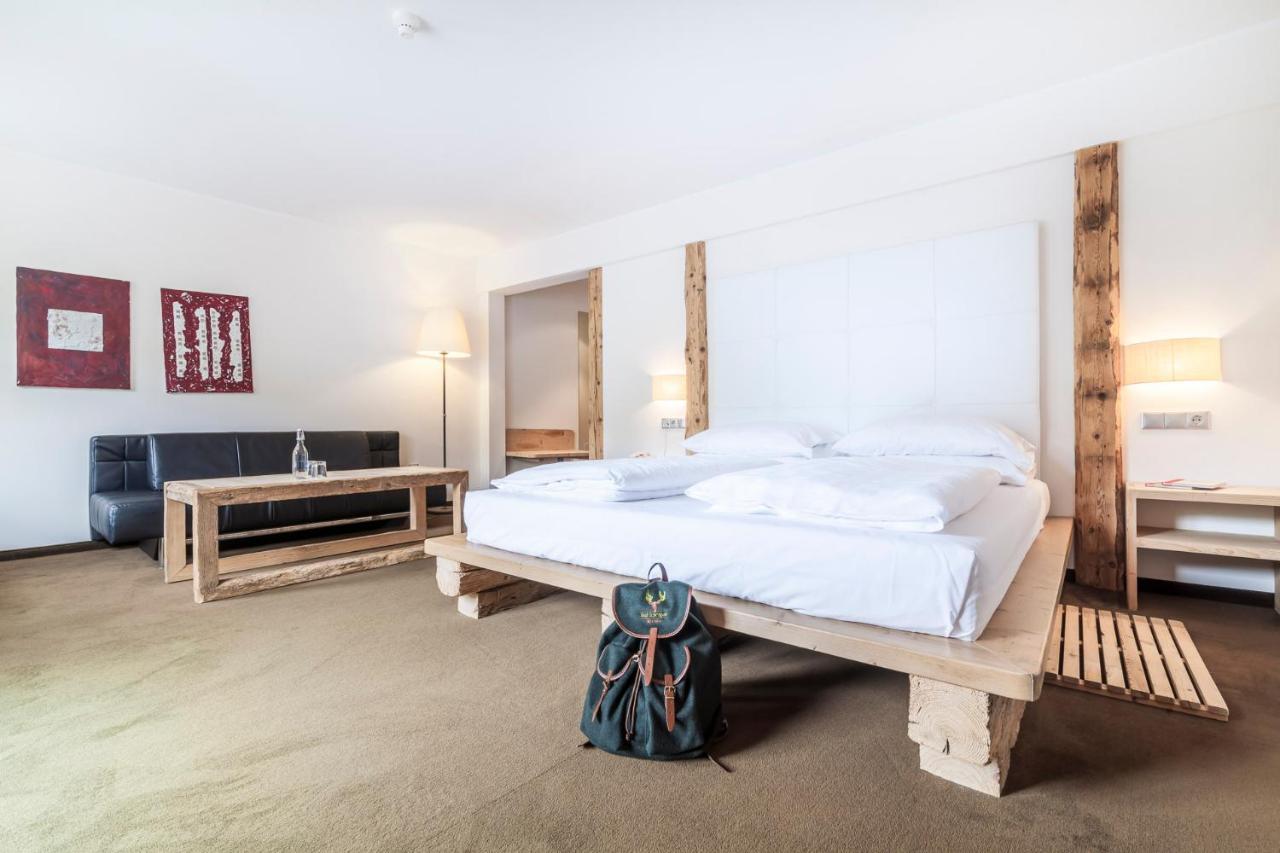 Hotel Bad Schoergau Sarentino Bagian luar foto